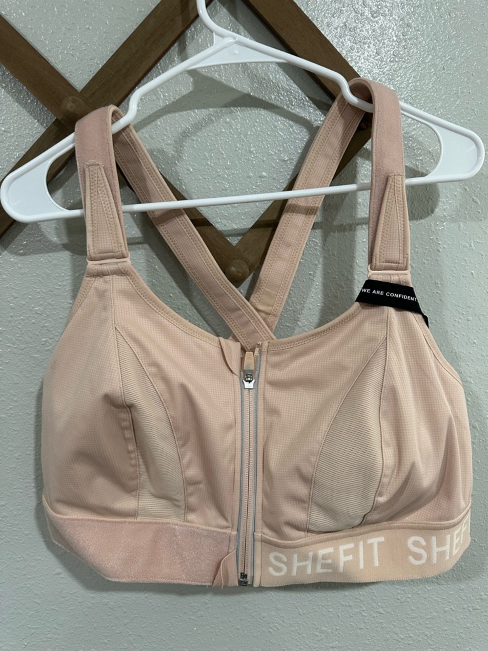 NWT SheFit Ultimate  Zip Wirefree Wireless Sports Bra Sz 3Luxe Nude